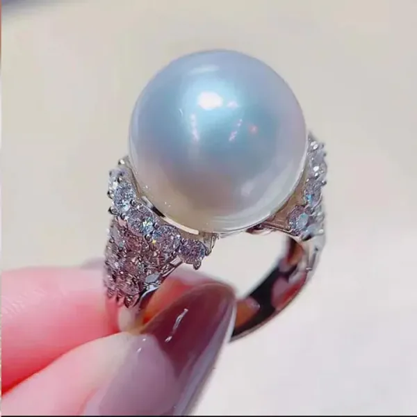 Silver pearl ring